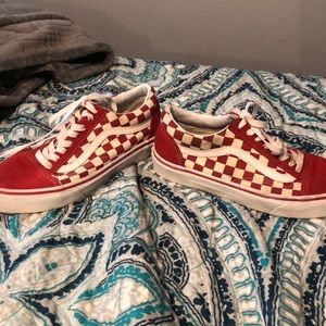 Red and white cheered vans